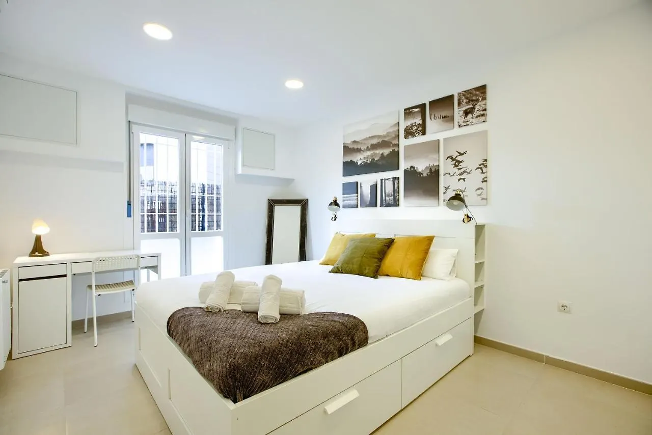 Charming Madrid La Elipa - 3 Dormitorios Apartment