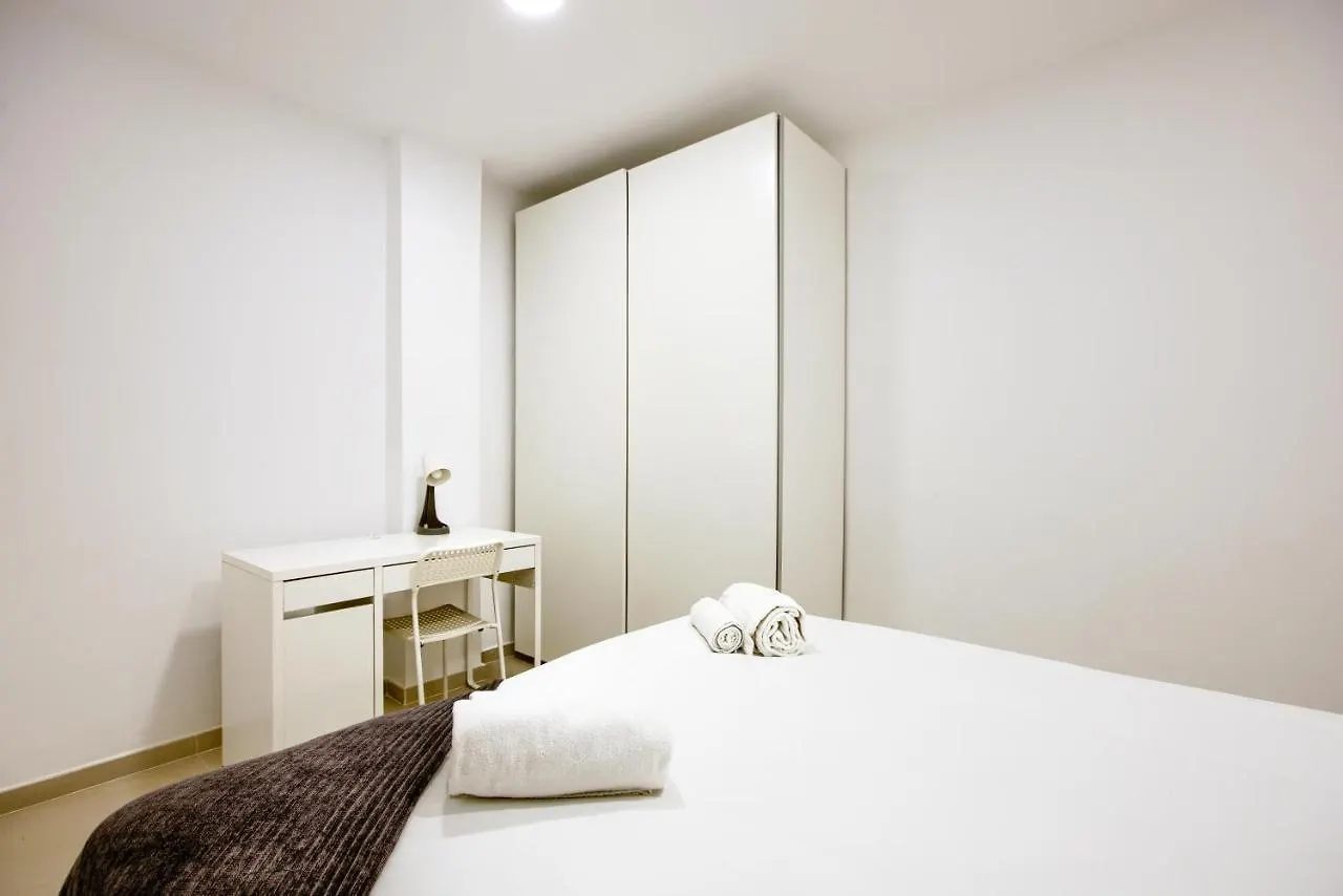 Charming Madrid La Elipa - 3 Dormitorios Spain
